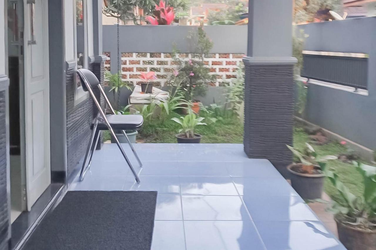Triyoga Homestay Syariah Redpartner Sangkanurip Экстерьер фото