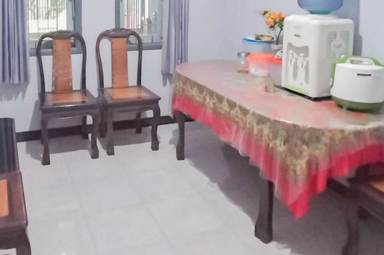 Triyoga Homestay Syariah Redpartner Sangkanurip Экстерьер фото