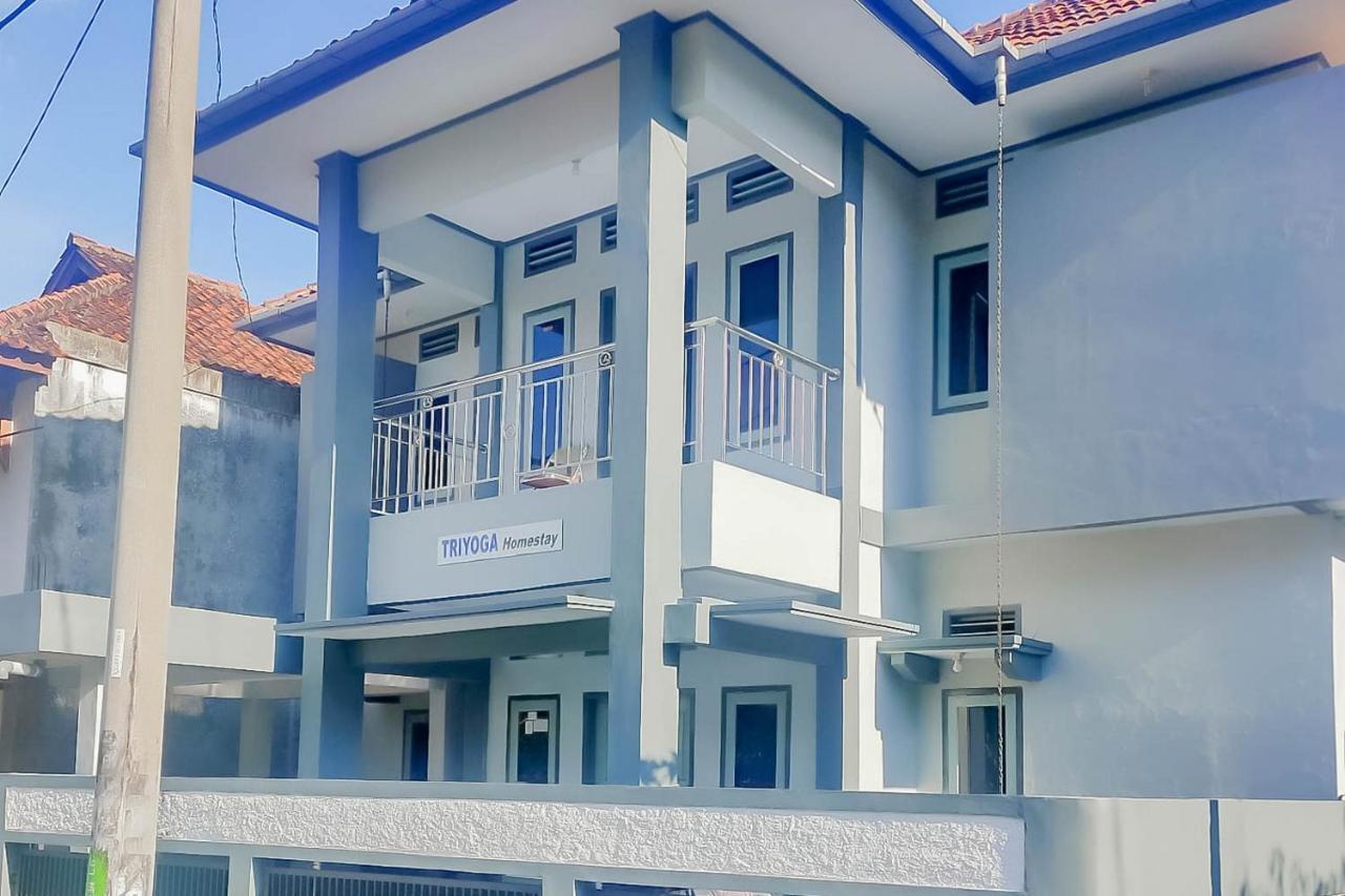 Triyoga Homestay Syariah Redpartner Sangkanurip Экстерьер фото