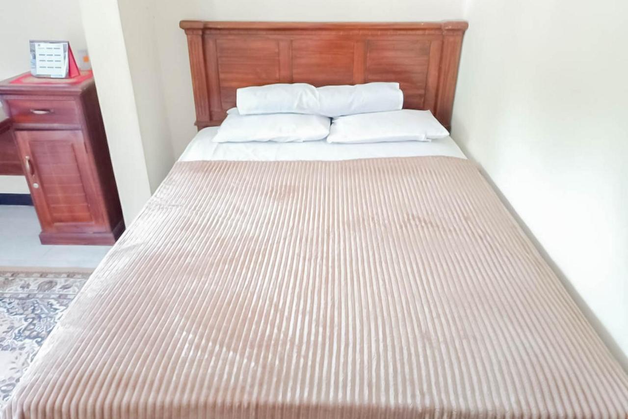 Triyoga Homestay Syariah Redpartner Sangkanurip Экстерьер фото